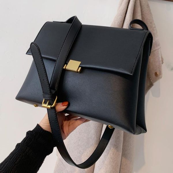 shoulder bags autumn and winter leisure temperament large capacity bag women's 2021 red tide korean fashion one messenger
shoulder bags autumn and winter leisure temperament large capacity bag women's 2021 red tide korean fashion one messenger