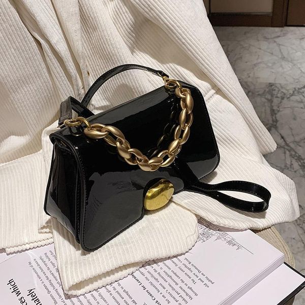 cross body 2021 trendy chain handbag all-match one-shoulder messenger handbags western-style patent leather small square bag
cross body 2021 trendy chain handbag all-match one-shoulder messenger handbags western-style patent leather small square bag