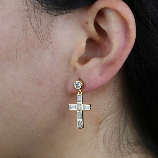 classic white cz paved cross dangle charm earring with gold silver color for lady women korean fashion x cross wedding jewelry, Golden;silver
classic white cz paved cross dangle charm earring with gold silver color for lady women korean fashion x cross wedding jewelry, Golden;silver