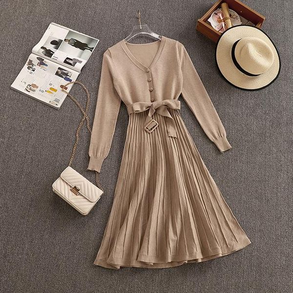 slim waist mid-length over-the-knee temperament long-sleeved pleated knitted dress 1022, Black;gray
slim waist mid-length over-the-knee temperament long-sleeved pleated knitted dress 1022, Black;gray