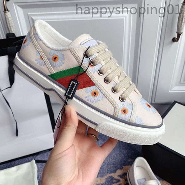 2021 fashionable women shoes italy 1977 sneakers new style canvas shoes size 35-40, Black
2021 fashionable women shoes italy 1977 sneakers new style canvas shoes size 35-40, Black