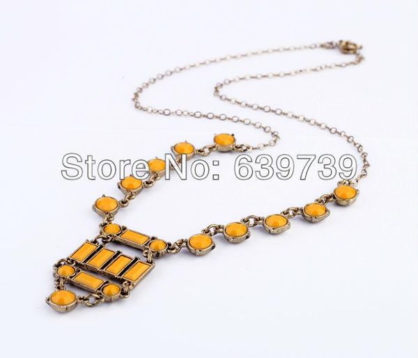 chains bulk price retro antique gold color yellow resin woman necklace, Silver
chains bulk price retro antique gold color yellow resin woman necklace, Silver