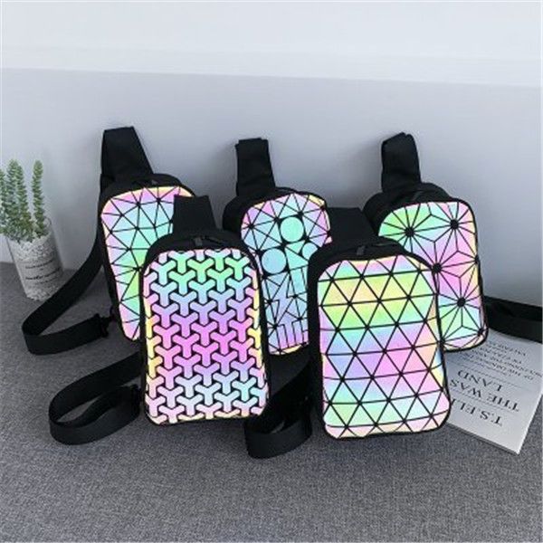 outdoor bags sport chest men shoulder luminous laser bag geometric rhombus stitching one messenger
outdoor bags sport chest men shoulder luminous laser bag geometric rhombus stitching one messenger