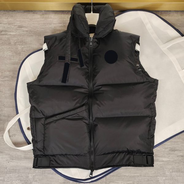 Classical mens Down MAYA Vts Printed letter cap Womens Vt Outerwear Winter WomensWaterproof Coats 5size, Black;white
Classical mens Down MAYA Vts Printed letter cap Womens Vt Outerwear Winter WomensWaterproof Coats 5size, Black;white