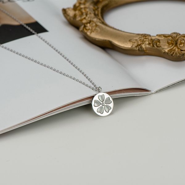 2021 new s925 sterling silver jewelry japanese and korean version blooming flower necklace female clavicle chain net red pendant
2021 new s925 sterling silver jewelry japanese and korean version blooming flower necklace female clavicle chain net red pendant