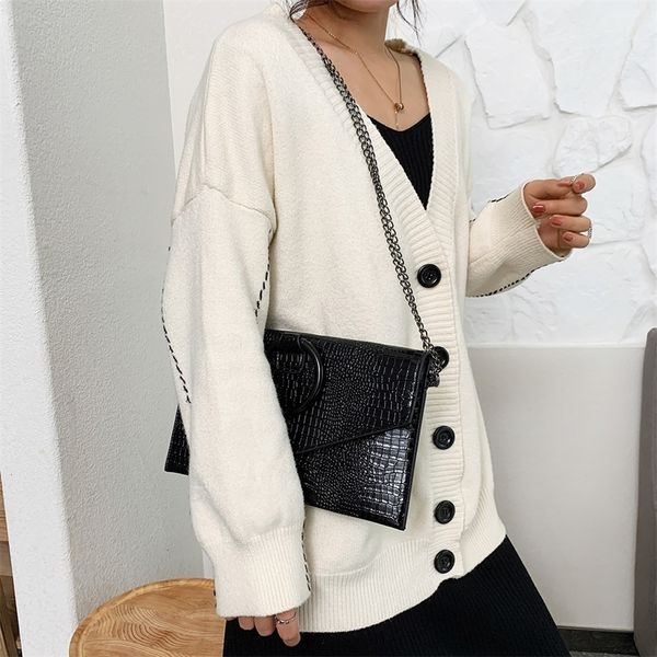 popular simple female daily bag retro alligator circle handle clutch shoulder messenger bag lady street handbag
popular simple female daily bag retro alligator circle handle clutch shoulder messenger bag lady street handbag