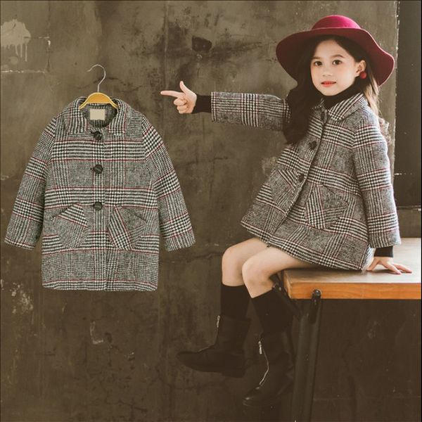 2021girl's winter classic plaid woolen coat children's stylish single breasted patch pocket medium-long cotton padding coat, Camo
2021girl's winter classic plaid woolen coat children's stylish single breasted patch pocket medium-long cotton padding coat, Camo