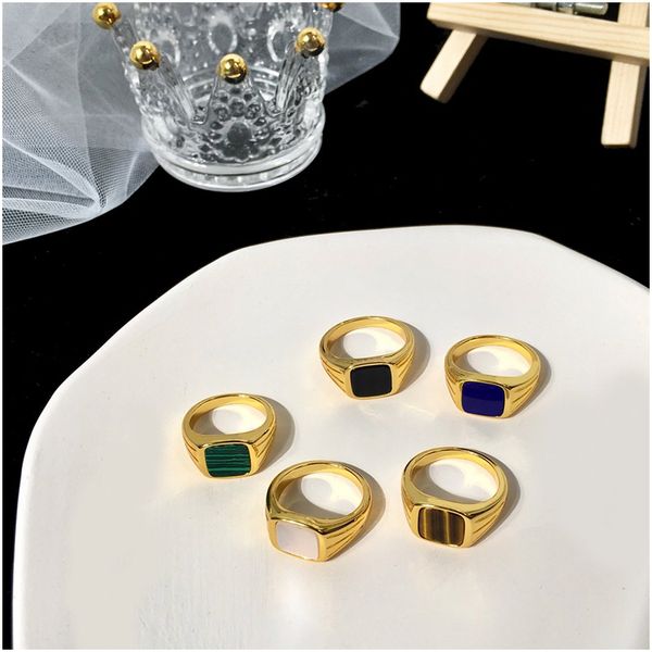 new simple style square big width signet women ring titanium steel finger multi colors women luxurydesigner brand jewelry for women with box, Golden;silver
new simple style square big width signet women ring titanium steel finger multi colors women luxurydesigner brand jewelry for women with box, Golden;silver