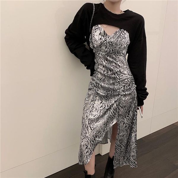 zebra pattern sling dress women autumn 2020 new 2-piece set mid-length split dress package hip bandage bodycon, Black;gray
zebra pattern sling dress women autumn 2020 new 2-piece set mid-length split dress package hip bandage bodycon, Black;gray