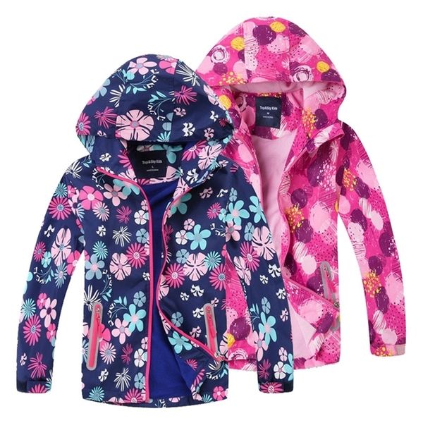 waterproof girls jackets winter fashion kids girl outerwear windproof hooded jackets for children's polar fleece coats 201216, Blue;gray
waterproof girls jackets winter fashion kids girl outerwear windproof hooded jackets for children's polar fleece coats 201216, Blue;gray