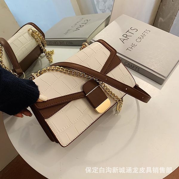 small square bag underarm bag womens shoulder crossbody portable 2020 new simple special-interest design chain small bag womens
small square bag underarm bag womens shoulder crossbody portable 2020 new simple special-interest design chain small bag womens