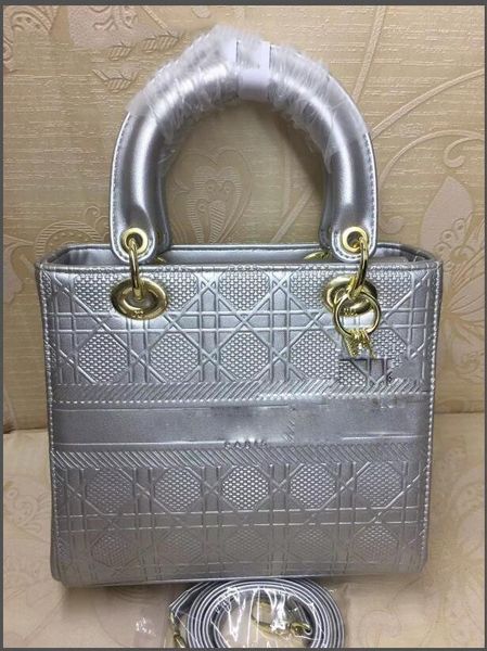 designer luxury handbags purses women shoulder bag genuine leather with fabric cross-body saddle handbag bag clutch bags
designer luxury handbags purses women shoulder bag genuine leather with fabric cross-body saddle handbag bag clutch bags