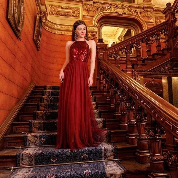 burgundy tulle a line long prom dresses halter neck sparkling sequins bridesmaid dress formal party women evening wear, Black
burgundy tulle a line long prom dresses halter neck sparkling sequins bridesmaid dress formal party women evening wear, Black