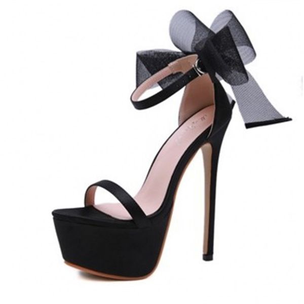 walking around showing artifact model with 17.5 on a platform hate high-heeled black summer shoes
walking around showing artifact model with 17.5 on a platform hate high-heeled black summer shoes