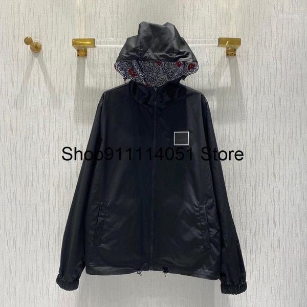 2021 fall luxury italian street style two face reversible hooded oversized windbreaker1, Black
2021 fall luxury italian street style two face reversible hooded oversized windbreaker1, Black