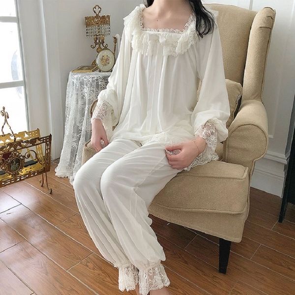 soft velvet women's pajamas sets autumn winter vintage white lace long sleeve sleepwear female sweet pyjamas home wear 2221 y200425, Black;red
soft velvet women's pajamas sets autumn winter vintage white lace long sleeve sleepwear female sweet pyjamas home wear 2221 y200425, Black;red