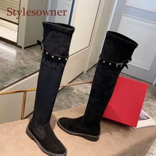 boots 2021 fashion handsome cow suede slip on black over-the-knee knight rivet buckle strap long-tube winter booties woman1
boots 2021 fashion handsome cow suede slip on black over-the-knee knight rivet buckle strap long-tube winter booties woman1