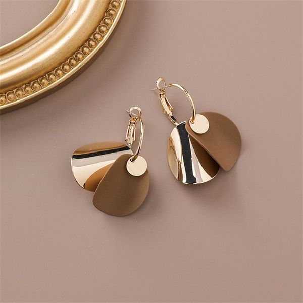 hoop & huggie hhsppf xy korean winter brown curved round geometric earrings fashion exaggerated gold metal women's ear jewelry, Golden;silver
hoop & huggie hhsppf xy korean winter brown curved round geometric earrings fashion exaggerated gold metal women's ear jewelry, Golden;silver