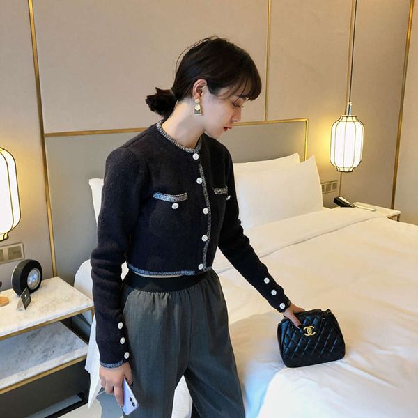 white xiaoxiang sweater cashmere cardigan coat autumn and winter short loose top, White;black
white xiaoxiang sweater cashmere cardigan coat autumn and winter short loose top, White;black