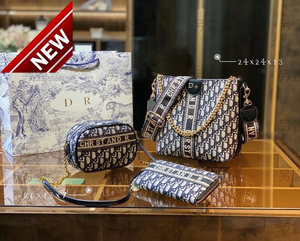 set portable single shoulder diagonal span d family old flower splicing high-end women's bag
set portable single shoulder diagonal span d family old flower splicing high-end women's bag