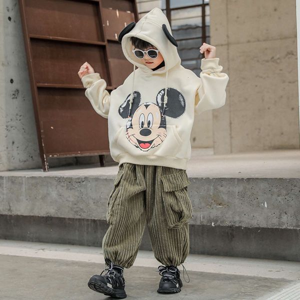 winter hooded sweater autumn 2020 and new children's korean version one piece plush bottom coat, Black
winter hooded sweater autumn 2020 and new children's korean version one piece plush bottom coat, Black
