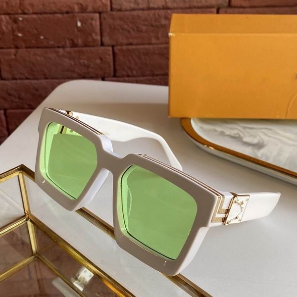 2020 new arrival sunglasses men women white gold width frame green square glasses fashion sunglasses with box and dastbag, White;black
2020 new arrival sunglasses men women white gold width frame green square glasses fashion sunglasses with box and dastbag, White;black