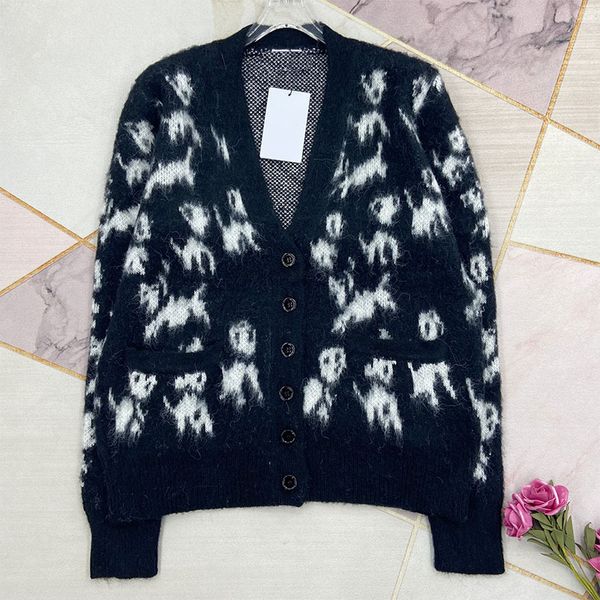 1127 l 2022 runway autumn brand same style sweater long sleeve cardigan v neck fashion clothes womens kf, White;black
1127 l 2022 runway autumn brand same style sweater long sleeve cardigan v neck fashion clothes womens kf, White;black