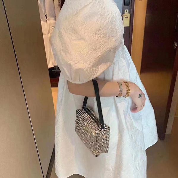 leather bag 2022 new women's luxury handbag with glittering diamond mini brand chain messenger bags
leather bag 2022 new women's luxury handbag with glittering diamond mini brand chain messenger bags