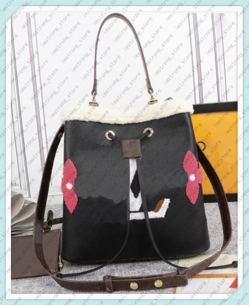 handbag women luxurys designers bags fashion shoulder bags leather bucket bag large capacity designers womens handbags crosssbody bags
handbag women luxurys designers bags fashion shoulder bags leather bucket bag large capacity designers womens handbags crosssbody bags