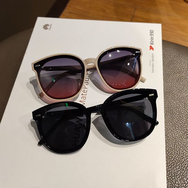 polarizing boys girls fashionable sunglasses 2-8-year-old anti ultraviolet glasses parents and children's
polarizing boys girls fashionable sunglasses 2-8-year-old anti ultraviolet glasses parents and children's