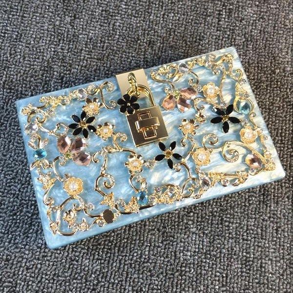 factory sales handbags factory handmade exquisite diamond ladies handbag carved acrylic mini small package of high-end carved women bags
factory sales handbags factory handmade exquisite diamond ladies handbag carved acrylic mini small package of high-end carved women bags
