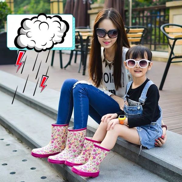 parent-child shoes flower printing rainboots kids women floral rubber rain boots family matching shoes size 25-40 t200425, Black
parent-child shoes flower printing rainboots kids women floral rubber rain boots family matching shoes size 25-40 t200425, Black