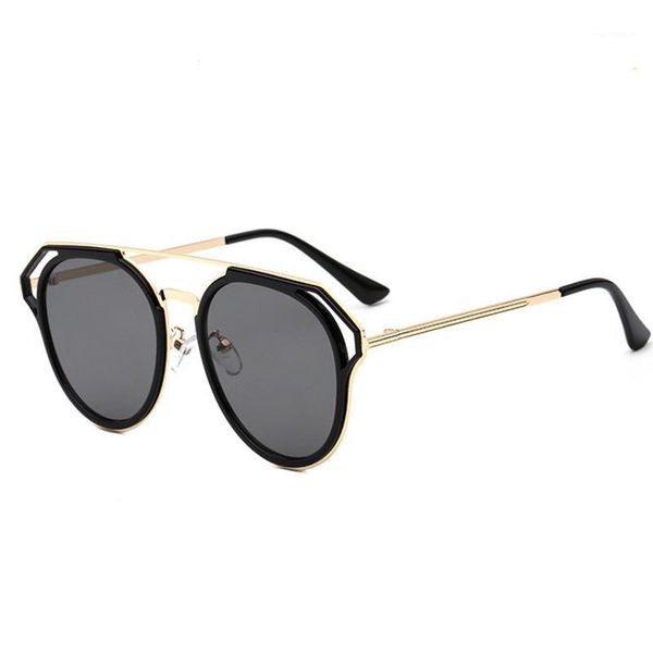 new brand designer cat eye sunglasses women vintage metal reflective glasses for women mirror retro gafas1, White;black
new brand designer cat eye sunglasses women vintage metal reflective glasses for women mirror retro gafas1, White;black