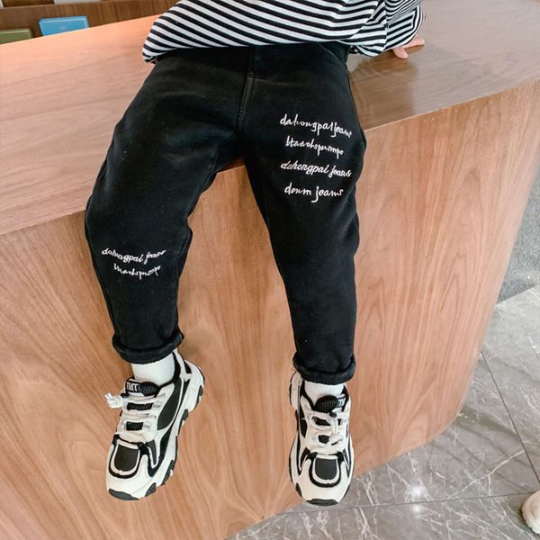 im children's clothing letter jeans warm and comfortable boy's plush pants casual thickening han banchao, Blue
im children's clothing letter jeans warm and comfortable boy's plush pants casual thickening han banchao, Blue
