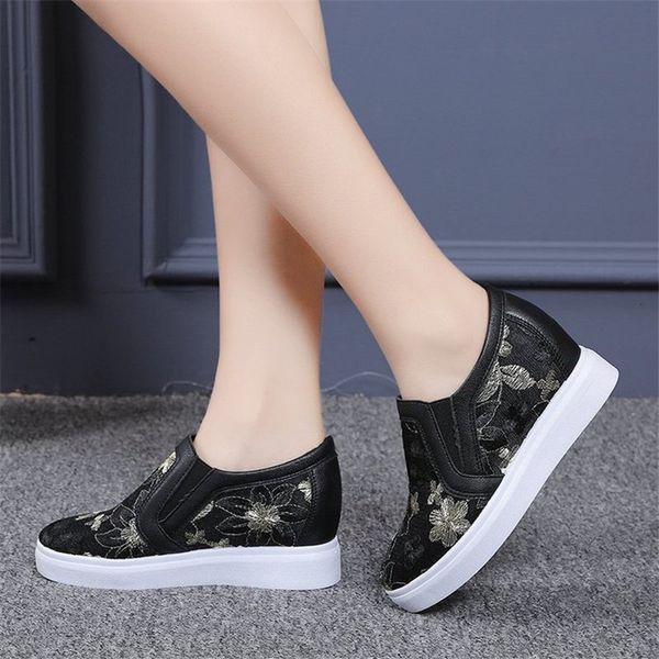 2021 new spring female fall low tissue to skid wear comfortable breathable internal increase woman shoes casual wz7j, Black;white
2021 new spring female fall low tissue to skid wear comfortable breathable internal increase woman shoes casual wz7j, Black;white