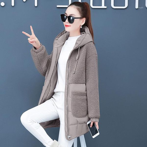 plus size mid-length down jacket women 2020 winter fashion loose cotton lambswool coat ladies warm parka hooded jacket 4xl z5081, Black
plus size mid-length down jacket women 2020 winter fashion loose cotton lambswool coat ladies warm parka hooded jacket 4xl z5081, Black