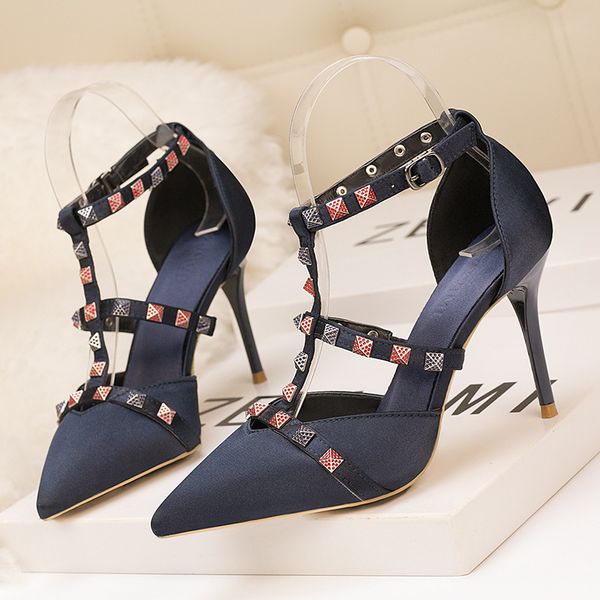 new platform shoe mark toe peep bombs sensual women naked high leaping from marriage mode shoes 2869-29 ev8o, Black
new platform shoe mark toe peep bombs sensual women naked high leaping from marriage mode shoes 2869-29 ev8o, Black
