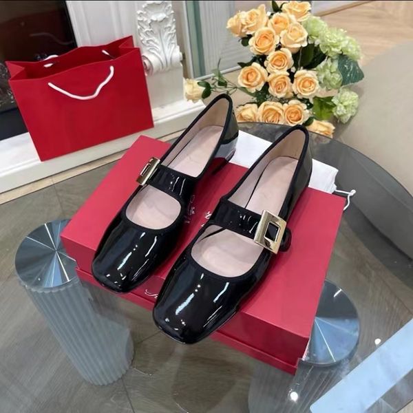 2022 100% leather sandals designer shoes white mary jane summer luxury wedding women dress shoe french chunky heels lady style small leather, Black
2022 100% leather sandals designer shoes white mary jane summer luxury wedding women dress shoe french chunky heels lady style small leather, Black