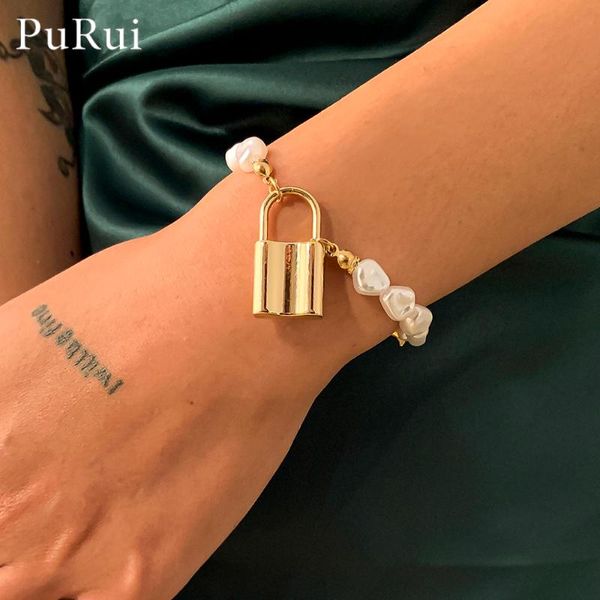 baroque irregular pearl bracelets for girls lock pendant bracelet bangles for women 2021 fashion pulseras mujer hand jewelry, Black
baroque irregular pearl bracelets for girls lock pendant bracelet bangles for women 2021 fashion pulseras mujer hand jewelry, Black