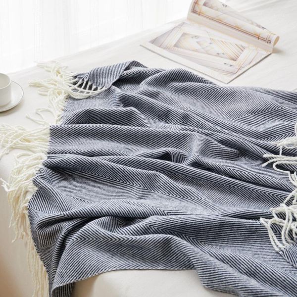 handmade woven wave fringed couch jacquard blanket for home office sofa bedding travel warm nap cover thread blankets1
handmade woven wave fringed couch jacquard blanket for home office sofa bedding travel warm nap cover thread blankets1