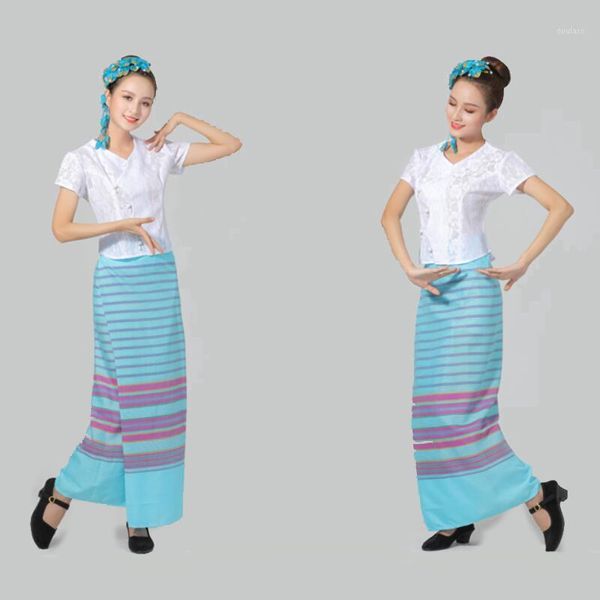 vintage thailand women clothing peacock dance performance stage wear national apparel classic asia festival party costume1, Red
vintage thailand women clothing peacock dance performance stage wear national apparel classic asia festival party costume1, Red