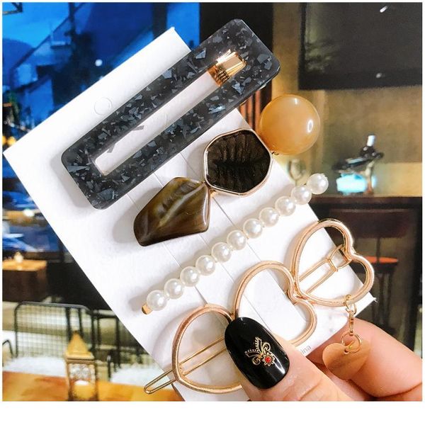 4pcs/set women hair accessories jewelry korean simulation pearl barrette love hearts hair clips for girls pink hairpins qylxst, Black;brown
4pcs/set women hair accessories jewelry korean simulation pearl barrette love hearts hair clips for girls pink hairpins qylxst, Black;brown