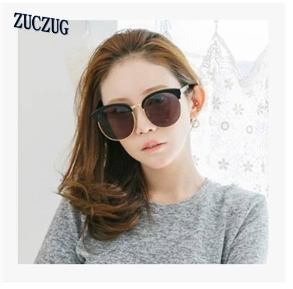 sunglasses 2021 so luxury summer style round dazzle colour sun glasses men or women brand designer sunglass points real, White;black
sunglasses 2021 so luxury summer style round dazzle colour sun glasses men or women brand designer sunglass points real, White;black