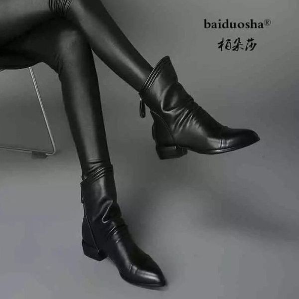 women winter 2019 autumn new pointed sprain black artificial leather women's boots back zipper folds large size 43 ankle boots t200104
women winter 2019 autumn new pointed sprain black artificial leather women's boots back zipper folds large size 43 ankle boots t200104