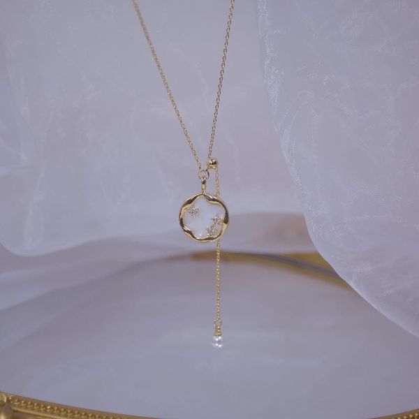 european and american y-shaped thin exquisite mother-of-pearl 14k gold necklace ladies clavicle chain design necklace new, Silver
european and american y-shaped thin exquisite mother-of-pearl 14k gold necklace ladies clavicle chain design necklace new, Silver