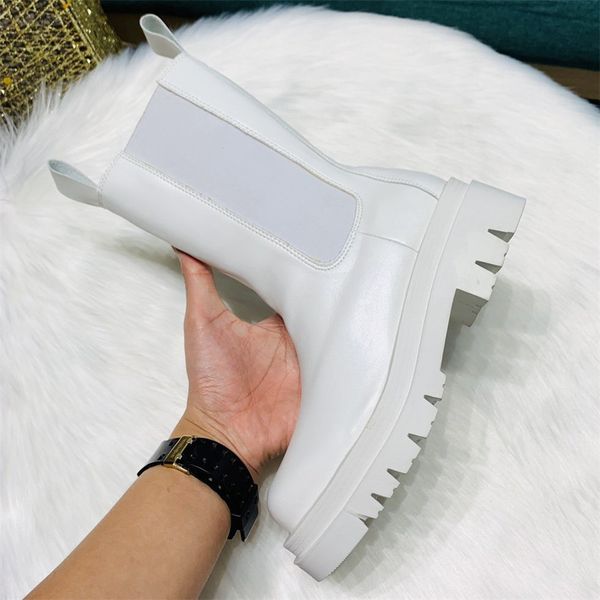 women the lug boots fall 2019 runway mid-calf boots with a stacked white sole size eu 35-40, Black
women the lug boots fall 2019 runway mid-calf boots with a stacked white sole size eu 35-40, Black
