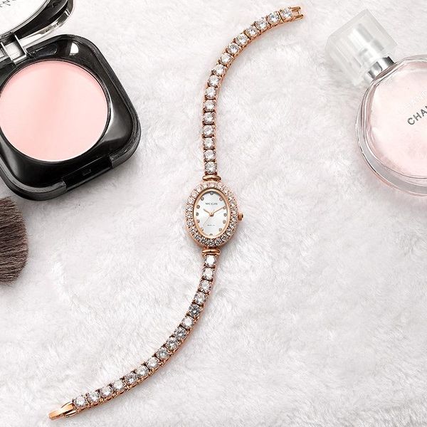 2020 women luxury watch rose diamond women bracelet watches ladies hour montre femme luxe damen uhren dropship, Slivery;brown
2020 women luxury watch rose diamond women bracelet watches ladies hour montre femme luxe damen uhren dropship, Slivery;brown