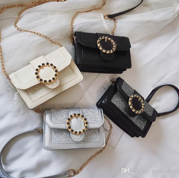 new fashion chain small square bag with one shoulder and inclined ladies bag in 2019
new fashion chain small square bag with one shoulder and inclined ladies bag in 2019
