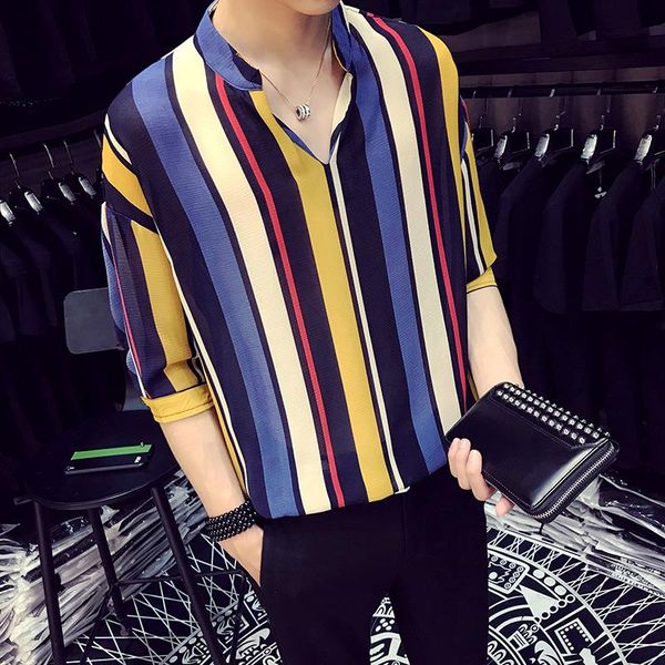 men's casual shirts yasuguoji 2021 summer fashion contrast color vertical stripe v-neck half-sleeve shirt men chemise homme loose cloth, White;black
men's casual shirts yasuguoji 2021 summer fashion contrast color vertical stripe v-neck half-sleeve shirt men chemise homme loose cloth, White;black