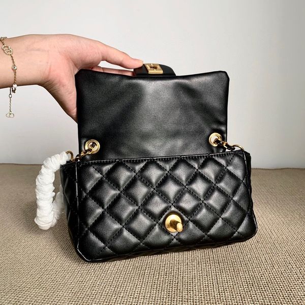 6dk7 autumn versatile women rivet large capacity tote bag leather fashion casual vintage pu soft winter ladies shoulder bag handbag
6dk7 autumn versatile women rivet large capacity tote bag leather fashion casual vintage pu soft winter ladies shoulder bag handbag